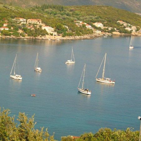 Apartments Mara Molunat Εξωτερικό φωτογραφία